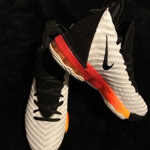 🚀Lebron Gs🚀 “Space Traveler””